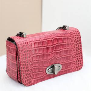 Borsa a tracolla da donna in pelle <span class=keywords><strong>rosa</strong></span> goffrata di coccodrillo di lusso di nuova moda 2025 - Product Image 1