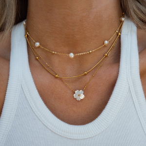 <span class=keywords><strong>Collier</strong></span> minimaliste en perles d'eau douce, étanche, plaqué <span class=keywords><strong>or</strong></span> 18 carats, en acier inoxydable, avec pendentif fleur en coquille blanche et cœur - Product Image 2