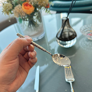 DF BC Fashion Nouveauté Spéciale – Couverts en Acier Inoxydable à Manche Martelé : Couteau de Table, Couteau à Steak, Fourchettes de Table, Fourchettes à Dessert – Personnalisables - Product Image 6