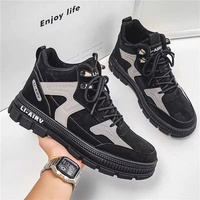 M8501 yeni erkek botları yürüyüş tarzı kalın taban Anti kayma aşınmaya dayanıklı açık spor orta üst tulum çizmeler erkek Sneakers