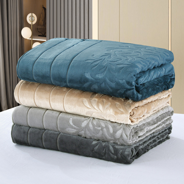 Wholesale Embroidery Throw Fleece Bed Blanket Wholesale Solid Color Jacquard Flannel Blanket Warm Winter Blanket