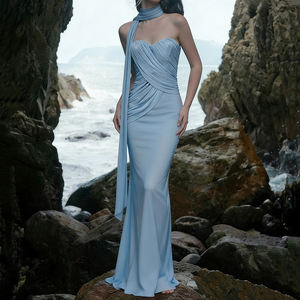 เดรสยาวสีน้ำเงินแบบไร้สายสำหรับผู้หญิง ดีไซน์จับจีบและคอรูปหัวใจ เหมาะสำหรับงานปาร์ตี้ฤดูร้อนและงานกลางคืน - Product Image 3