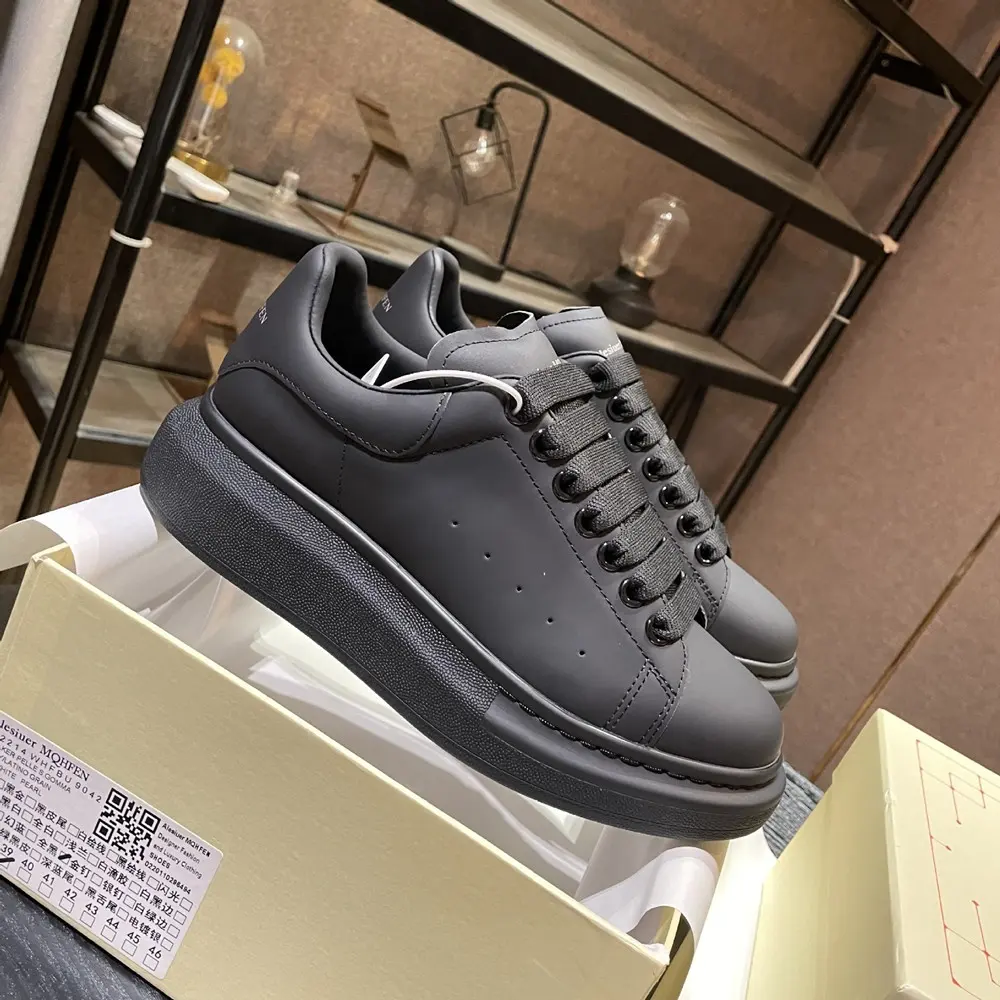 Shoes for men Designer Sneakers 2023 Spring Fashion Men Skateborad Casual  Te