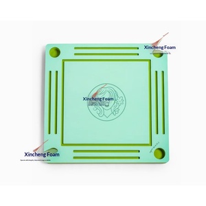 Tapis de jeu flottant EVA pour dominos et mahjong au bord de la piscine avec logo personnalisable et emballage de protection pour jouets - Product Image 3