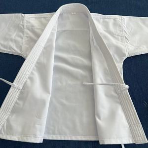 Professionnel <span class=keywords><strong>Kyokushinkai</strong></span> Dobok <span class=keywords><strong>Kimono</strong></span> Gi 100% Coton Toile Karaté Uniforme Unisexe Shorts Martiaux pour Adultes pour BJJ MMA Boxe - Product Image 3