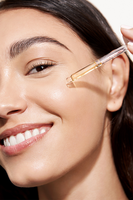 Nouveau produit OEM Essence pour le visage éclaircissant nourrissant blanchissant hydratant sérum de soin de la peau bêta-glucane biologique