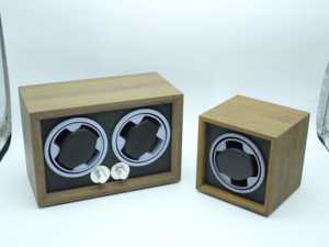 Hộp xoay đồng hồ tự động Walnut với khả năng xoay 5 tốc độ êm ái, hộp đựng đồng hồ tiện lợi - Product Image 2