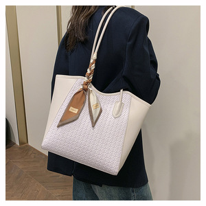 Fashion New Designer Crossbody Bags High Quality PU Leather Shoulder Messenger Bag Casual <b>Totes</b> Luxury Women Handbags and Purses - Product Image 6