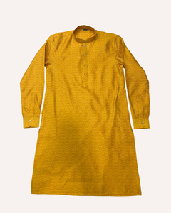 Kurta de Algodón con Estampado Geométrico Amarillo Mostaza para Hombre, Ropa Étnica Tradicional con Elegante Patrón Geométrico, Mangas Largas, Cuello Mao - Product Image 3