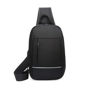 Sac à bandoulière multifonctionnel pour homme en nylon de grande capacité, design coréen personnalisé avec logo, pour un usage quotidien - Product Image 6