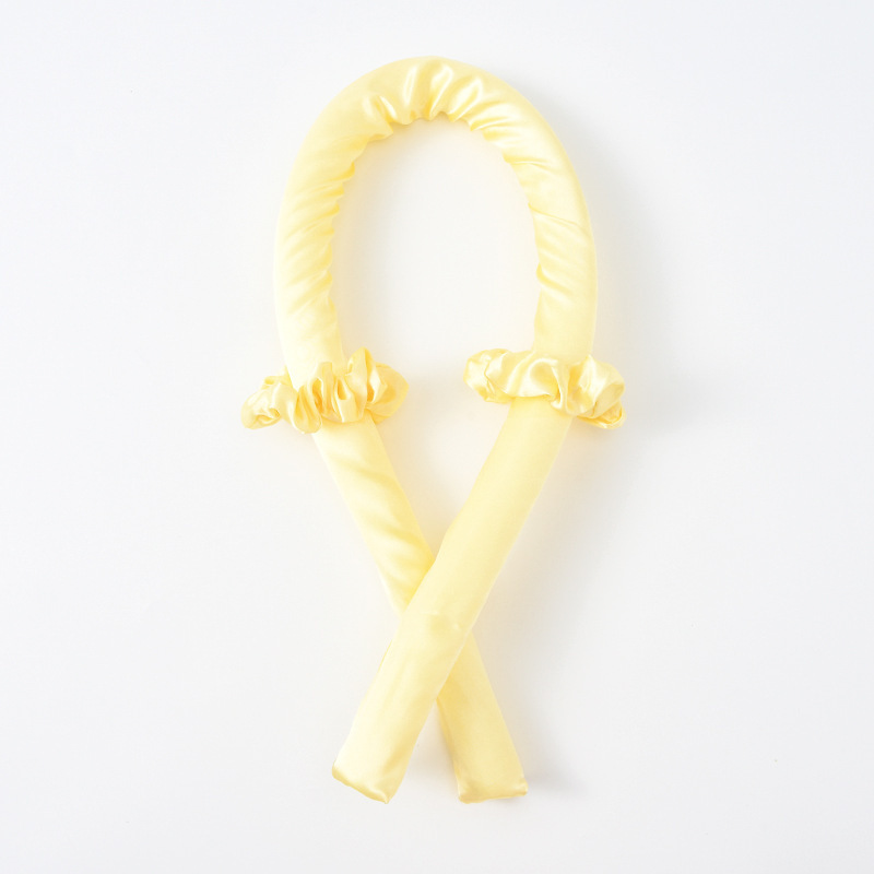 Joli ensemble trois pièces jaune
