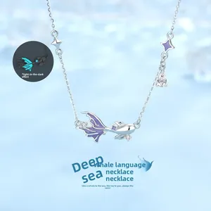 สร้อยคอเงินแท้ S925 ประดับหินสีน้ำเงินรูปปลาคาร์ฟ สัญลักษณ์แห่งโชคลาภ สร้อยคอแบบคล้องไหปลาร้า ของขวัญสำหรับผู้หญิงในวันหยุดและวันเกิด - Product Image 2
