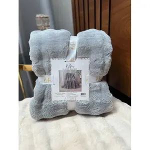 Couverture en fausse fourrure de qualité supérieure, taille King, unie, moderne, pour toutes les saisons, fabriquée à la machine - Product Image 4