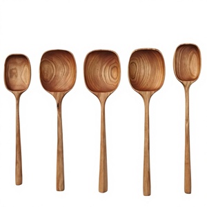 Cuillère créative japonaise en laiton à long manche en hêtre pour servir le porridge ou le riz, design Art Déco, idéale pour les mariages - Product Image 1