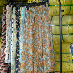 SH05 Ropa de Segunda Mano de Verano para Mujer, a la Moda, Cómoda y Duradera: Vestidos, Pantalones, <span class=keywords><strong>Shorts</strong></span>, Camisetas, Faldas de Alta Calidad - Product Image 1