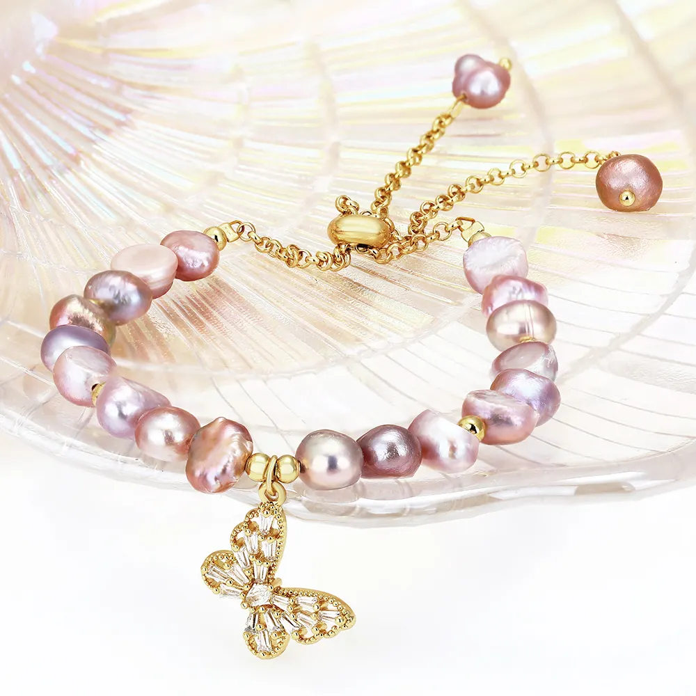 Elegantes Barock-Süßwasserperlenwürfel Zirkon Diamant Schmetterling-Charme anpassbare Damenarmbänder