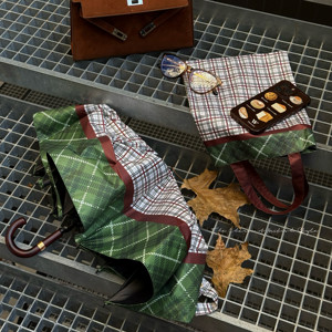 <span class=keywords><strong>Parapluie</strong></span> rétro Knowledge Umbrella, crochet, couleur contrastée, pliable, en fer noir, manuel, double usage, soleil et pluie, portable - Product Image 3