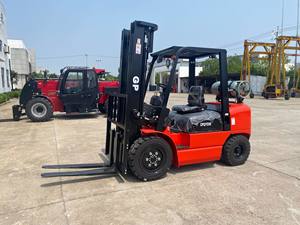 באיכות גבוהה 3 טון ניסן מנוע גז מלגזה 4.5 מ 'מעלית משטח משטח מזרן עבור מסעדות למכירה - Product Image 5