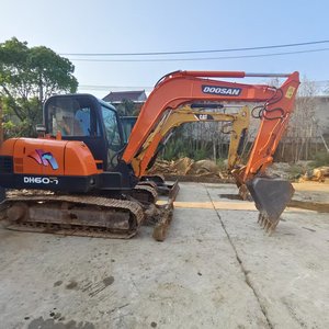 Délai de livraison rapide, excavatrice d'occasion Doosan DH60-7 d'origine, en excellent état, provenant de Corée du Sud - Product Image 2