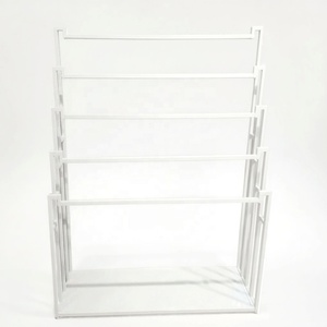 ชั้นวางผ้าคลุมศีรษะแบบไหมแคชเมียร์สำหรับฤดูหนาว ชั้นวางผ้าสำหรับ<span class=keywords><strong>ร้าน</strong></span>ค้าปลีก ชั้นวางผ้าสำหรับจัดเก็บผ้าและสิ่งทอ ทำจากโลหะ - Product Image 1