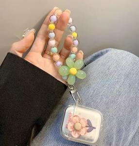 Ins Design Magnifique étui pour écouteurs à motif de fleurs 3D avec bracelet de fleurs colorées pour <span class=keywords><strong>Airpods</strong></span> 1/2 Pro pour <span class=keywords><strong>Airpods</strong></span> 3 - Product Image 2