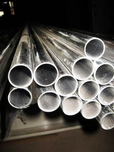 Tube rond en alliage d'aluminium poli 6061 avec services de soudage, de pliage et de découpe - Product Image 3