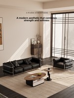 Canapé trois places en cuir véritable huilé noir vintage, style minimaliste italien Bauhaus, idéal pour petit appartement, salon, luxe discret