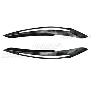 Autocollants pour les sourcils des phares avant de voiture, aspect noir brillant/carbone, pour BMW Série 1 F20 F21 2011-2014 - Product Image 3
