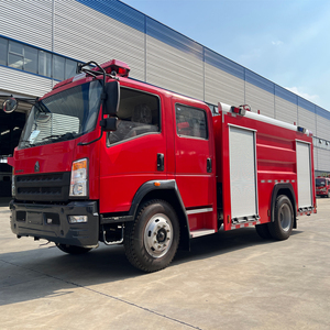 Camion de pompiers HOWO 4X2 Diesel, transmission manuelle, capacité du réservoir 3001-5000L, norme d'émission EURO 5, neuf, origine Chine - Product Image 3