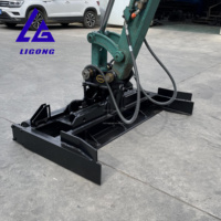 Niveleuse de terrain pour travaux urbains, largeur réglable, performance durable