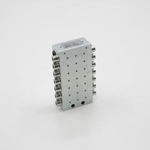 Lincoln Vogel Olieverdeler Vetafscheider Blok Feeder Voor Betonpomp Vrachtwagen VPBM-7-WEA - Product Image 3