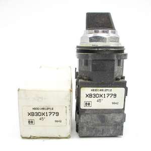 XB3DX1779 660V 20A nouveau contrôleur de programmation PLC d'automatisation industrielle d'entrepôt prêt d'origine - Product Image 1