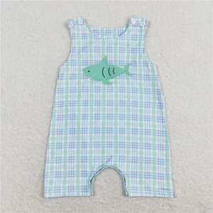 Vêtements pour enfants en gros : Ensemble barboteuse et short à carreaux avec applique requin pour bébé garçon - Product Image 6