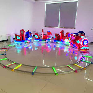 Train électrique compact et élégant pour enfants, idéal pour les parcs d'attractions, avec rails – Mini train jouet pour enfants - Product Image 5