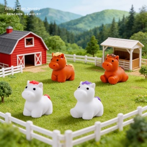 Miniaturas de Animales de Resina Plástica con Temática de Caballo del Zodiaco, Estilo Dibujos Animados, Técnica de Goteo de Aceite, Adornos Pequeños para Oficina o Escritorio - Product Image 1