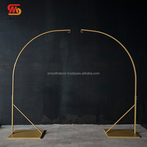 Fond de scène rectangulaire géométrique personnalisable en acier inoxydable avec design miroir pour mariages et événements - Product Image 2