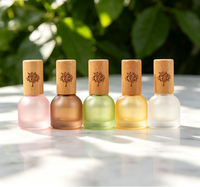 Großhandel Leere Farbige Mattierte Rollkugel-Flasche 10ml Glas Holzdeckel Mehrfarbige Kosmetikverpackung