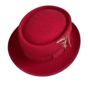 Chapeau Fedora en feutre classique unisexe R183 100% laine avec logo personnalisé, bord court, rouge, <span class=keywords><strong>Porkpie</strong></span> pour hommes - Product Image 1