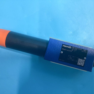 วาล์วลดแรงดัน ZDR6DP2-4X/210YM, แผ่นแซนวิชไฮดรอลิก R900483788 แรงดัน 210 บาร์ สำหรับชุดจ่ายกำลังอุตสาหกรรม - Product Image 1