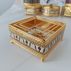 Quemador <span class=keywords><strong>de</strong></span> <span class=keywords><strong>Aceite</strong></span> Aromático para Velas <span class=keywords><strong>de</strong></span> Té, Lámpara <span class=keywords><strong>de</strong></span> <span class=keywords><strong>Aceite</strong></span>, Color Dorado y Negro, Quemador <span class=keywords><strong>de</strong></span> Incienso <span class=keywords><strong>de</strong></span> <span class=keywords><strong>Aceite</strong></span> Esencial, Tazón <span class=keywords><strong>de</strong></span> Cerámica, Soporte <span class=keywords><strong>de</strong></span> Hierro para Velas, Decoración del Hogar - Product Image 3
