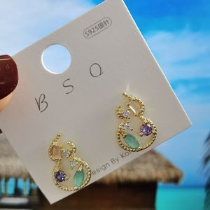 ต่างหูแบบติดหูรูปใบโคลเวอร์สี่แฉก Bsq เงินแท้ 925 ดีไซน์เกาหลี ใส่ได้ทุกวัน - Product Image 3