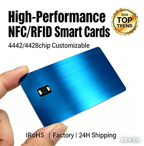 Carte de crédit en métal durable et élégante à double interface avec antenne NFC intégrée, fonction de paiement sans contact complète, impression couleur intégrale - Product Image 1
