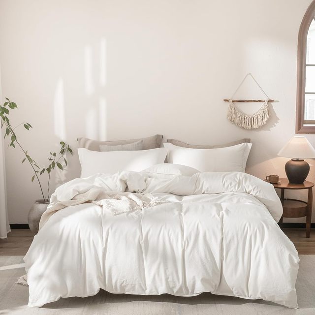 White Duvet Cover Super Queen Size 100% Washed Cotton Bedding Set Cover 1 Duvet Cover Zipper Closure and 2 Pillowcases