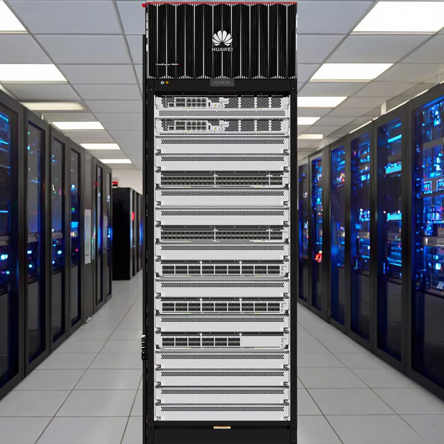 Huaweis CloudEngine 16800 Series CE16800-X4 CE16800-X8 CE16800-X16 High Performance Network Switches Data Center Switches