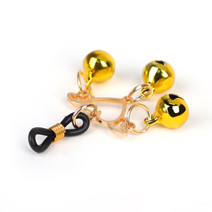ที่หนีบหัวนมรูประฆังพร้อมจี้หัวใจและกระดิ่งสำหรับเล่นกับ BDSM - Product Image 5