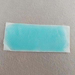 Produits en gros Feuille <span class=keywords><strong>de</strong></span> gel hydrogel refroidissant Effet rapide Réduction <span class=keywords><strong>de</strong></span> la fièvre Patch froid Patch glacé pour bébés - Product Image 2