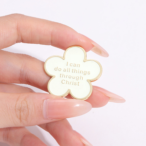 Puedo hacer todas <span class=keywords><strong>las</strong></span> <span class=keywords><strong>cosas</strong></span> a través de Cristo esmalte Pin flor Biblia cristiano Jesús broche solapa mochila insignia joyería accesorios regalos - Product Image 1