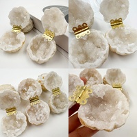 Personnalisation d'usine Artisanat en cristal naturel Agate blanche Boîte à bagues géode marocaine pour cadeaux