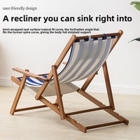 Chaise de plage et de jardin moderne et minimaliste en bambou et PVC, mobilier d'extérieur pliant avec accoudoirs pour le camping, la pêche et l'utilisation en cour.