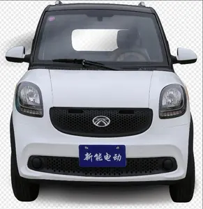 Model terbaru 4 tempat duduk mobil Mini kualitas baik listrik kendaraan mobil mini
